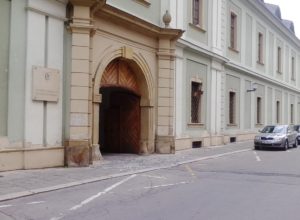 Obrázek 3. Přístup ke vstupu z ulice Křížkovského